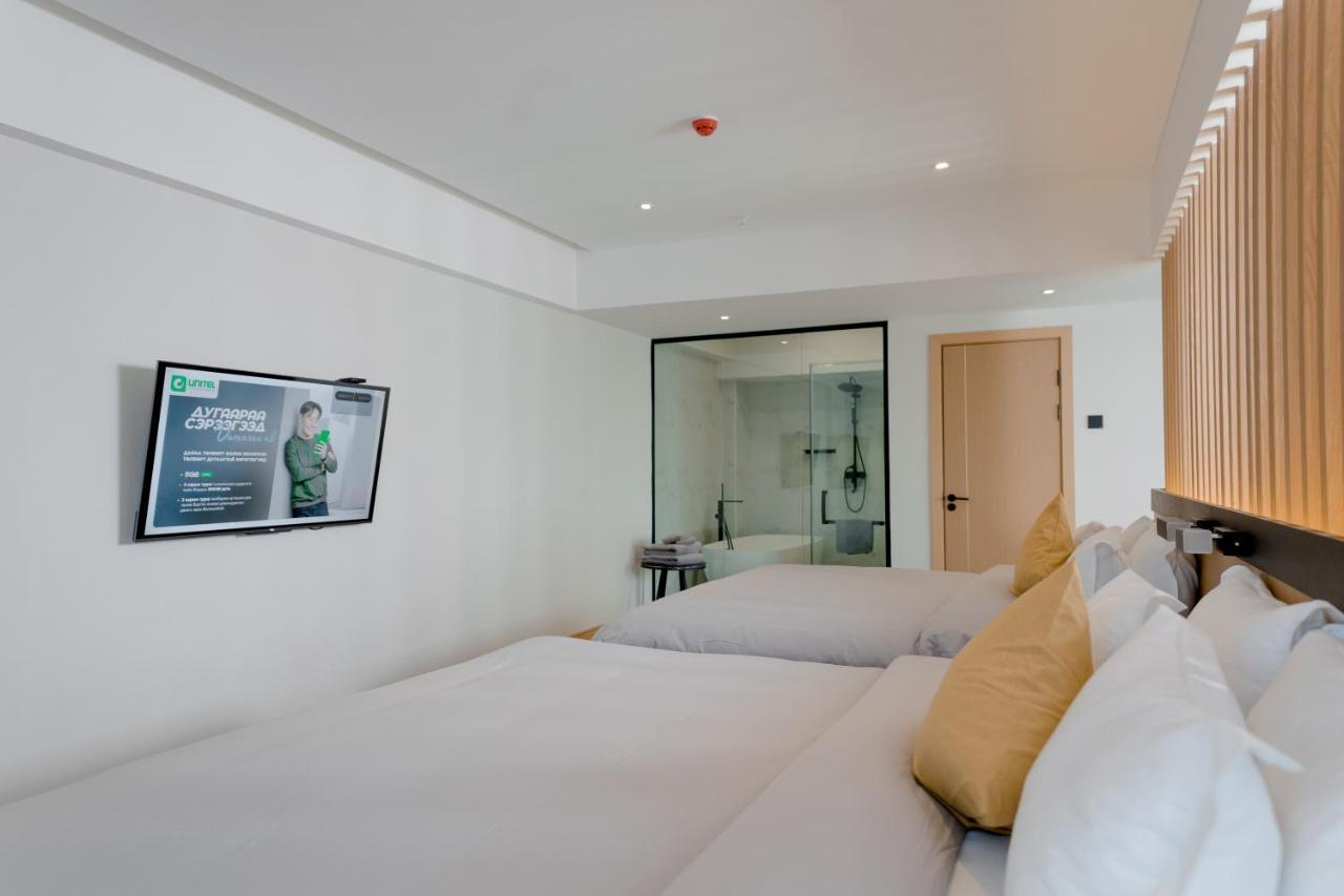 Millennium Plaza Hotel & Mall อูลานบาตอร์ ภายนอก รูปภาพ